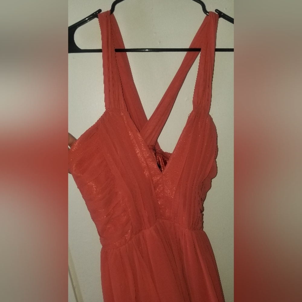 Stunning H&M smoky coral flowy dress - Picture 2 of 5